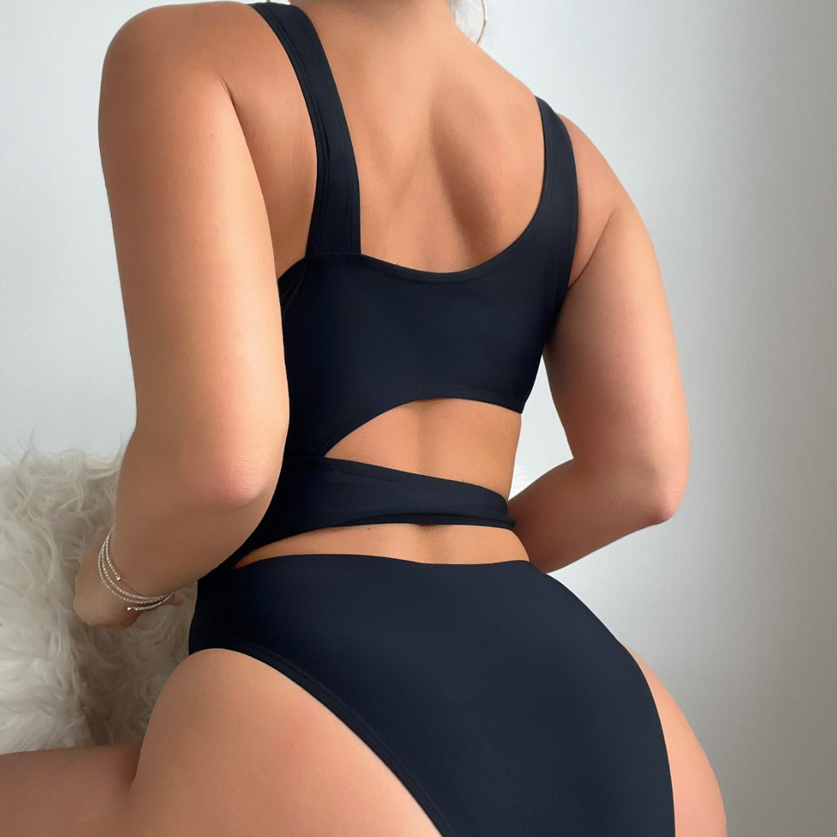 2024 New Solid Color Hollow High Cut Sexy Siamese Swimsuit - Image 2